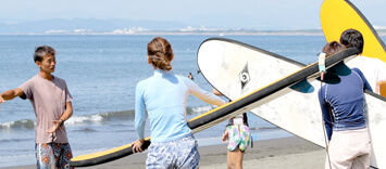 初心者・ビギナー向け体験サーフィンスクール